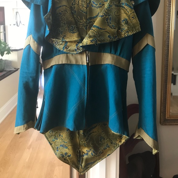 Women’s Jacket - Picture 5 of 5